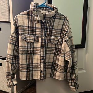 Cropped shacket